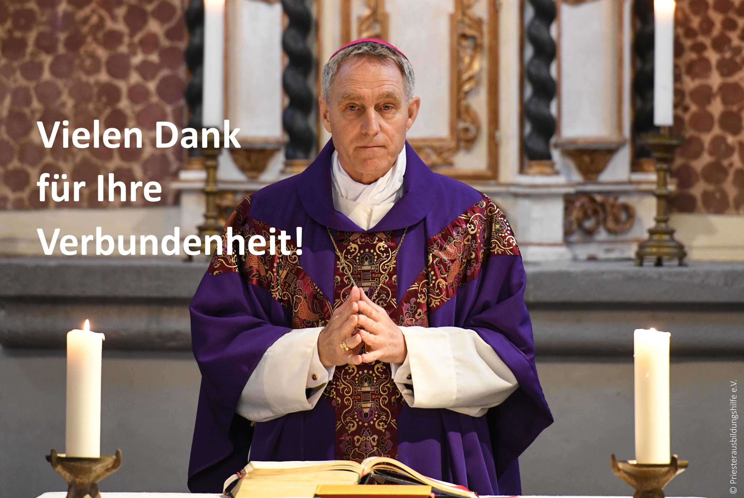 Durch das tägliche Heilige Messopfer ist unser Schirmherr den Menschen im Kriegsgebiet verbunden. Tun wir es ihm gleich!